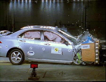 Краш тест Honda Accord (2003)